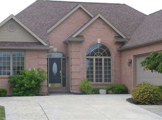 5306 Monarch Pl, Northwood, OH 43619
