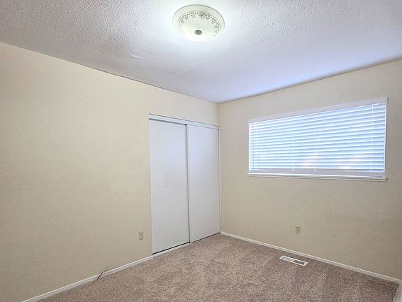 5th image of 932 San Francisco Way