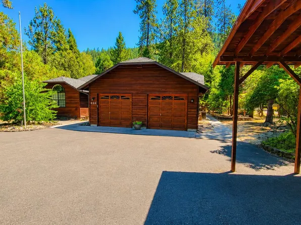 220 Osprey Glen Ln, Grants Pass, OR 97526