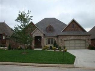 1437 N Rockingham Ave, Nixa, MO 65714