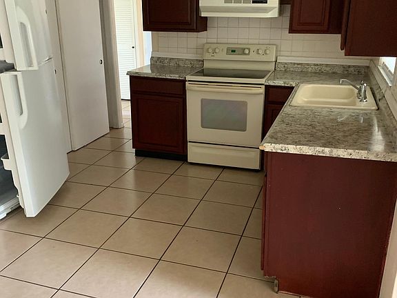 2nd image of 4226 Crestfield Ave