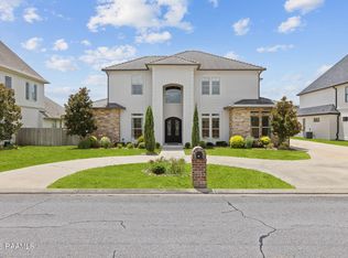 112 Rio Ridge Dr, Lafayette, LA 70508
