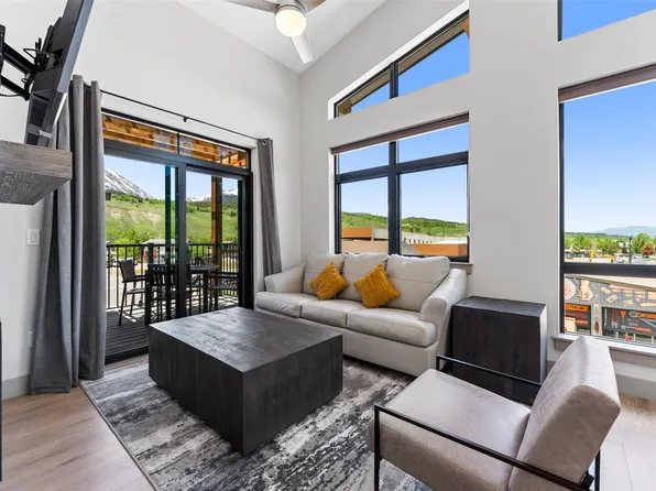 37 W 4th St #305E, Silverthorne, CO 80498