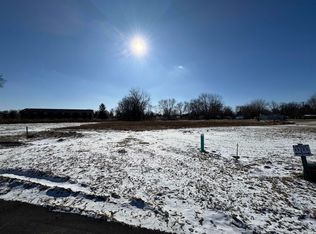 11 Blue Bird Pie Rd, Mitchell, IN 47446