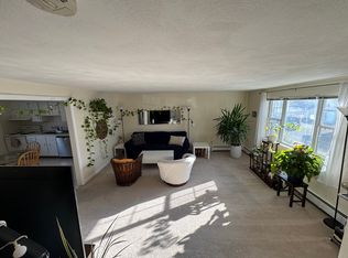 35 Rustic St, Newton, MA 02458