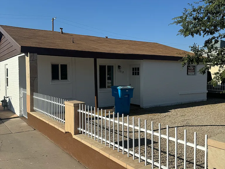 1818 E Monte Vista Rd #1 — Photo 1