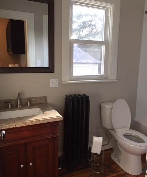142 N Macomb St — Photo 12