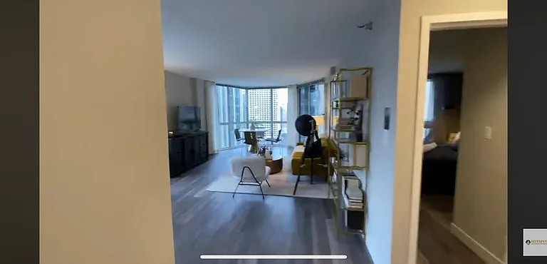 40 E Delaware Pl #12F — Photo 3