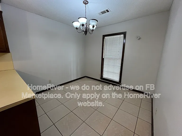 2224 W Aberdeen Dr — Photo 4