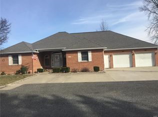 1306 N Staude St, Okawville, IL 62271
