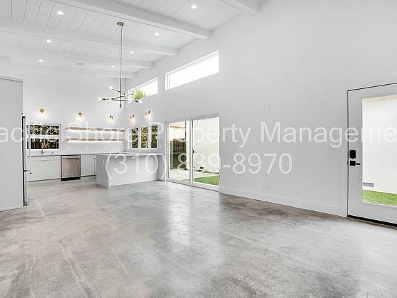 2nd image of 2721 Burkshire Ave #2723