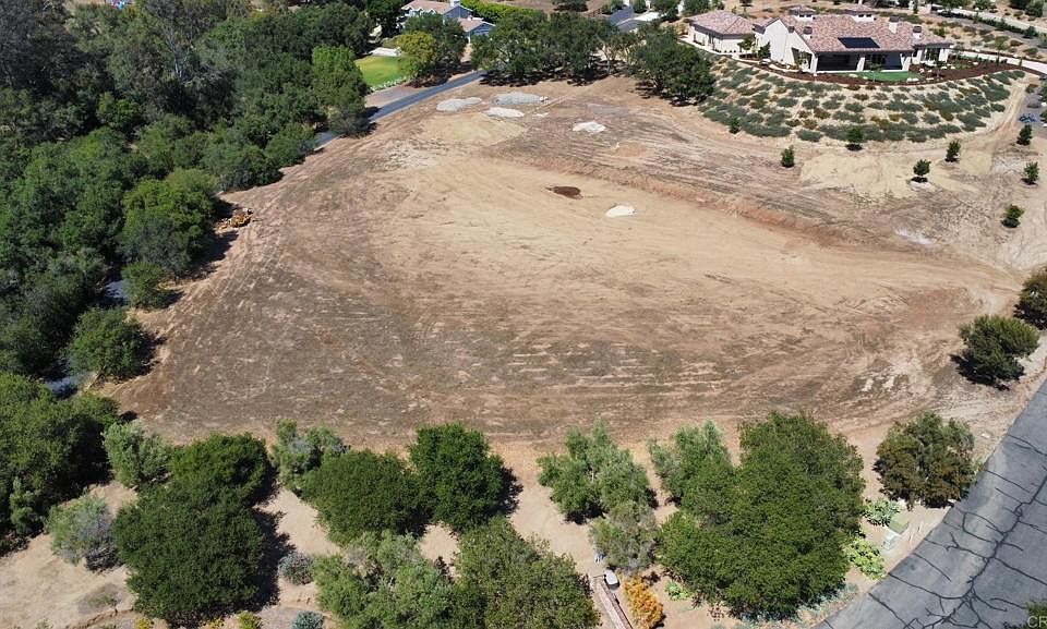 1st image of 3006 Via Montevina