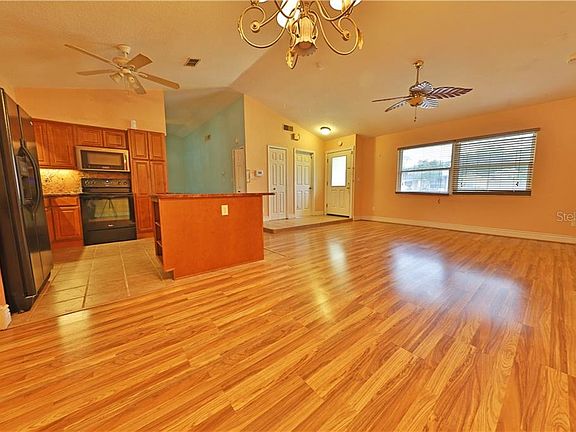 5th image of 2895 Buccaneer Dr