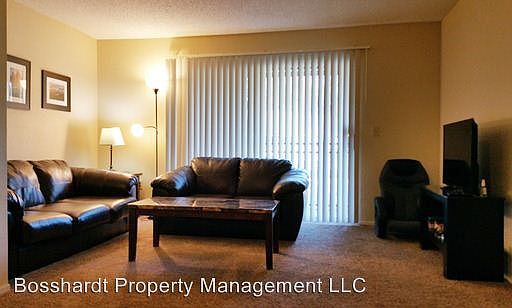 2nd image of 3705 SW 27th St APT 521