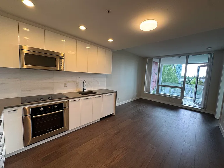 5728 Berton Ave #503 — Photo 12