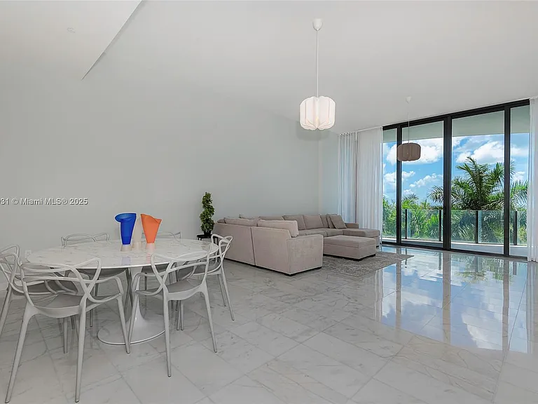 2821 S Bayshore Dr #7B — Photo 4