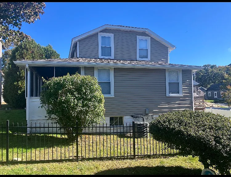 3 Upland Rd — Photo 2