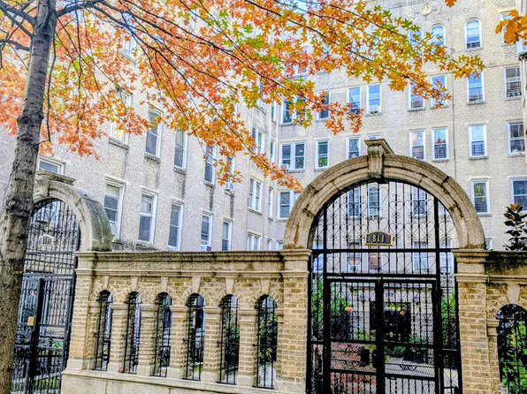 811 Walton Avenue image 13 of 13