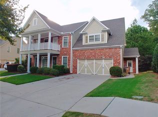 611 Grove Field Ct, Suwanee, GA 30024