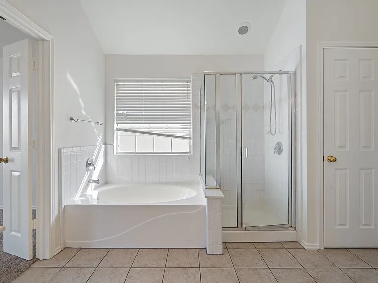 8513 Stetson Dr — Photo 31