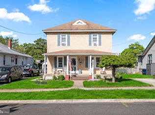 215 Lippincott Ave, Riverside, NJ 08075