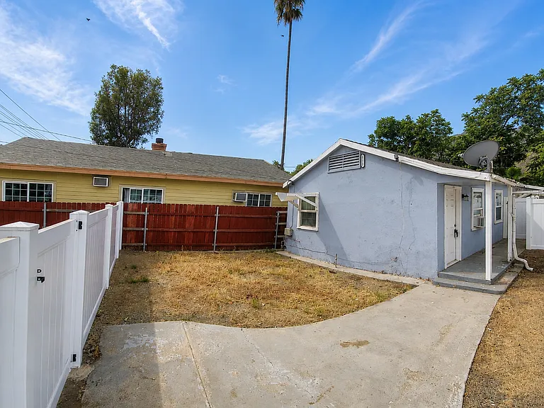 17797 Grand Ave #A — Photo 17