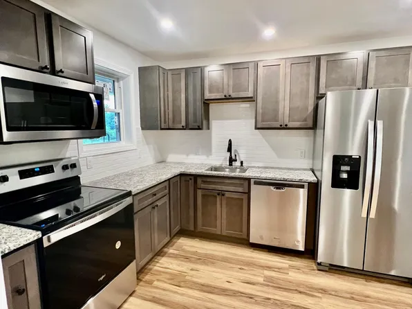 124 Crane Ave #B, Dalton, MA 01226
