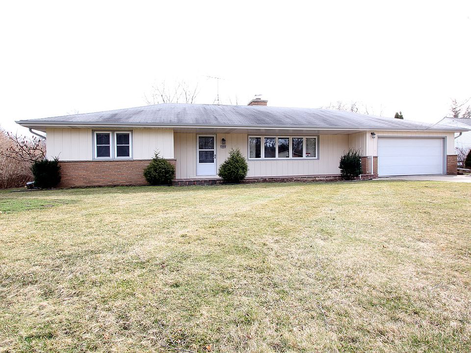 1st image of 12223 Woodside Ct