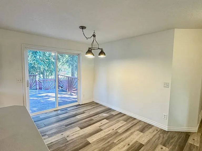 674 E Red Fir Ln — Photo 7