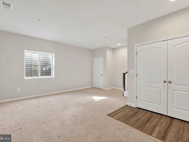 1023 Flester Ln — Photo 32
