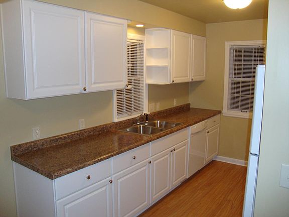 Kitchen 4