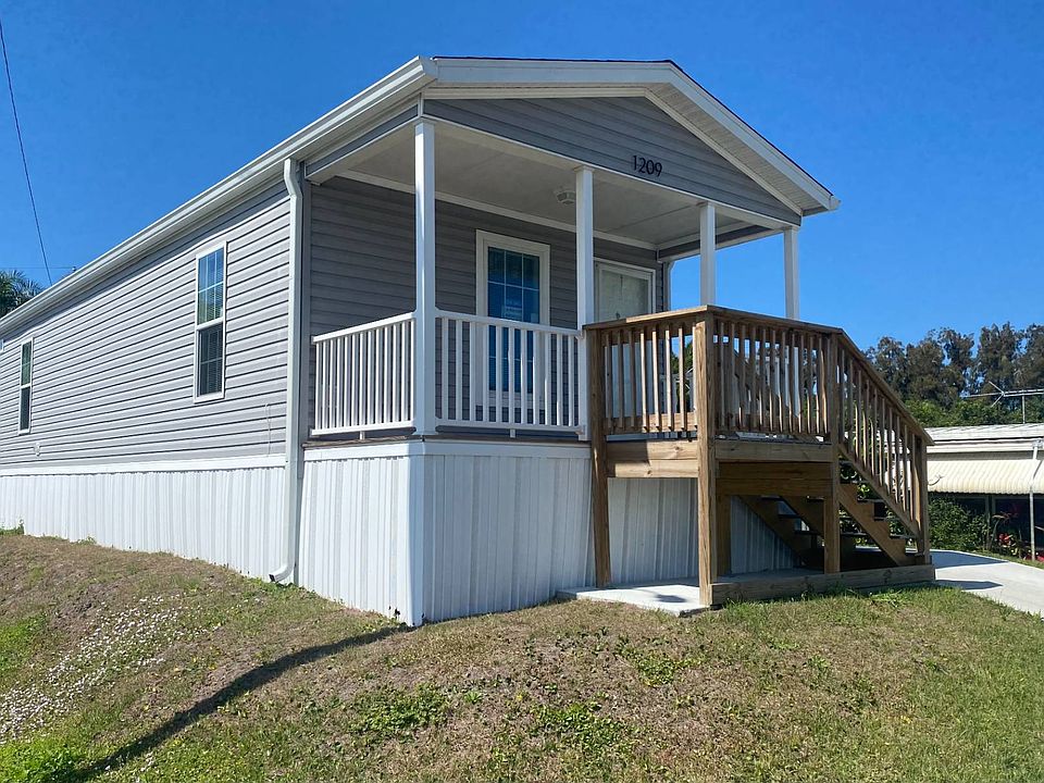 1st image of 1209 Primrose Peak Dr