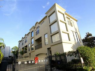 1208 Birdsall St, Houston, TX 77007