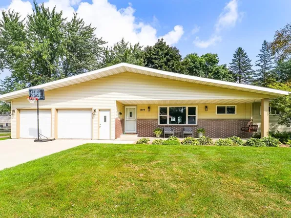 1409 South CHERRY AVENUE, Marshfield, WI 54449