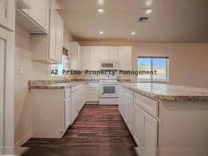 8477 W Concordia Dr — Photo 4