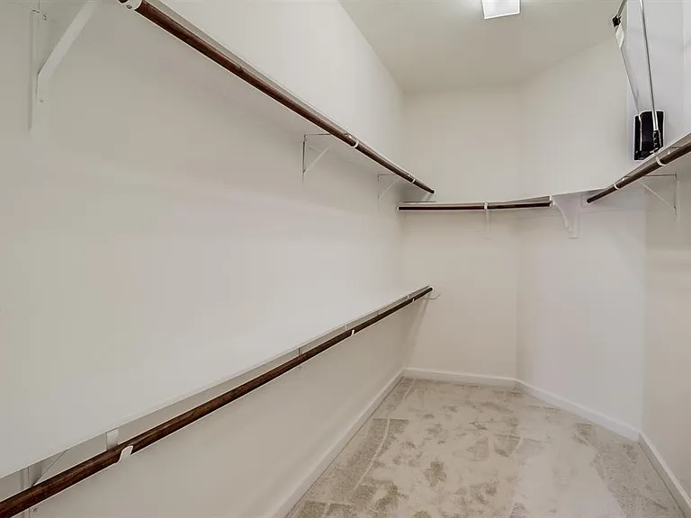 17106 Rainier Creek Dr — Photo 14
