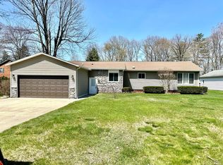 3702 Dykeman Rd, Fort Gratiot, MI 48059