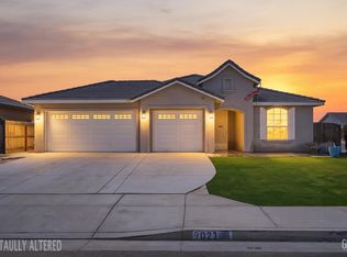 9021 Drovers Run Rd, Bakersfield, CA 93311