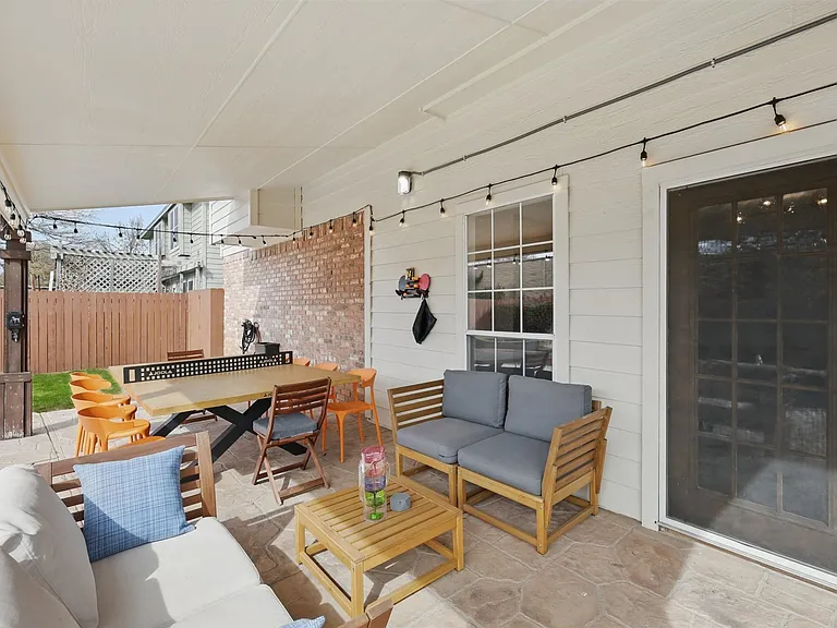 2825 Waverly Rd — Photo 44