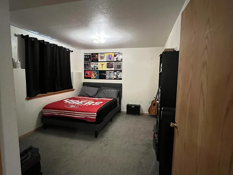 2nd Bedroom