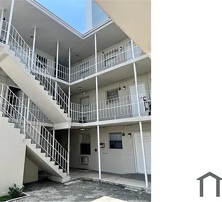 1 bed, 350 sqft, $1,401 — Photo 3