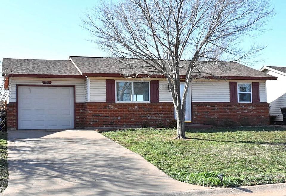 1st image of 2813 Wildoak Cir