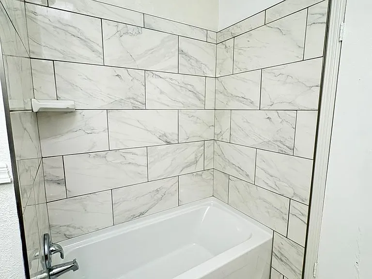 10316 Ashwood Dr — Photo 18