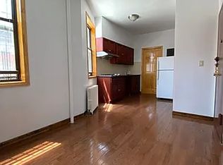 37 Catherine St #4B, New York, NY 10038
