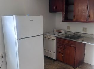 3920 N 6th St APT 13, Milwaukee, WI 53212