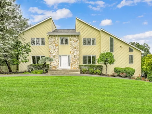 21 Waters Edge, Congers, NY 10920