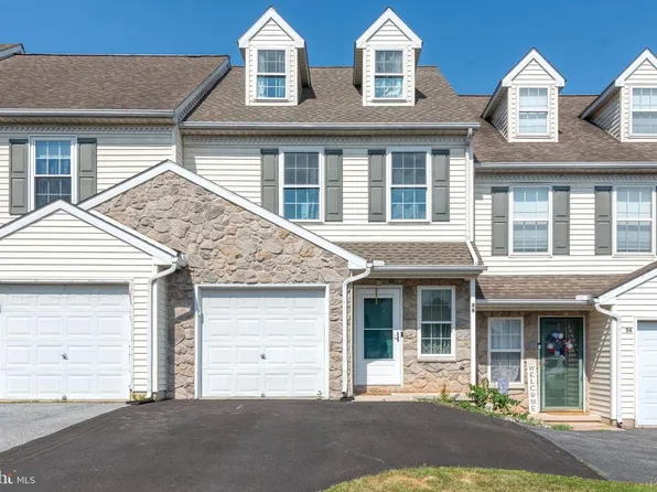 34 Heron Dr, Denver, PA 17517