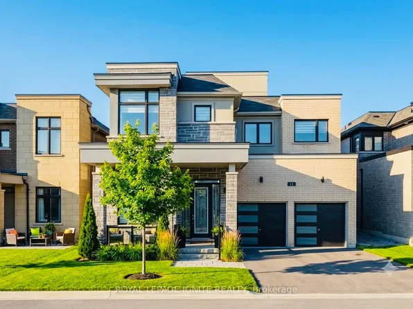 11 Larkin Ln, Clarington, ON L1C 3K3