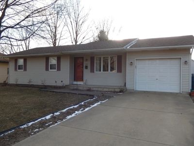225 Cherry Ln, Momence, IL, 60954