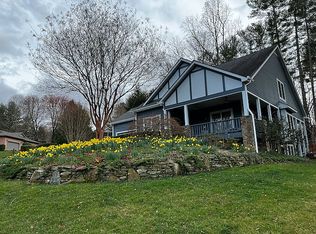 1006 Linkside Dr, Hendersonville, NC 28739